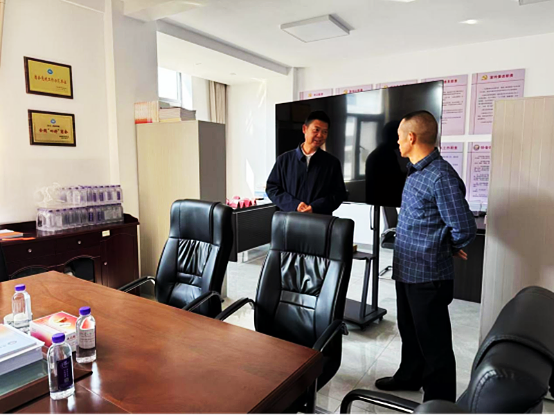搭桥引路，护航企​业发展谱新篇